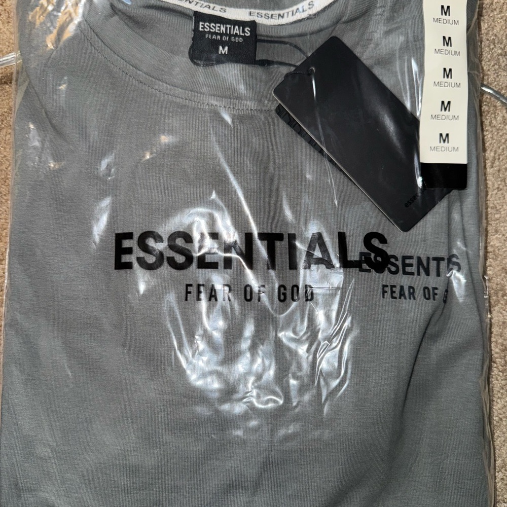 Essentials Fear of God Gray T-Shirt